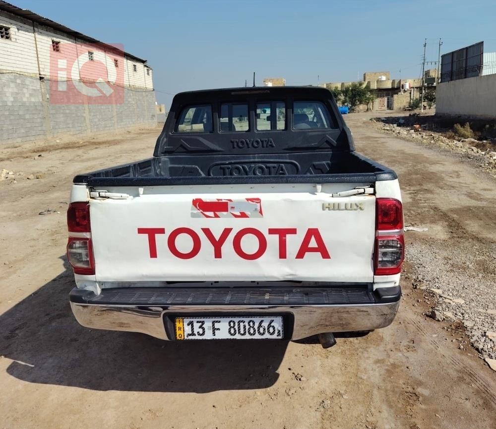 تويوتا هايلوكس